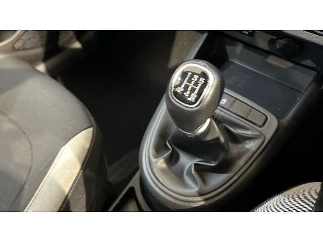 Hyundai I10 I10 1.0 MPi SE Connect 5dr Red