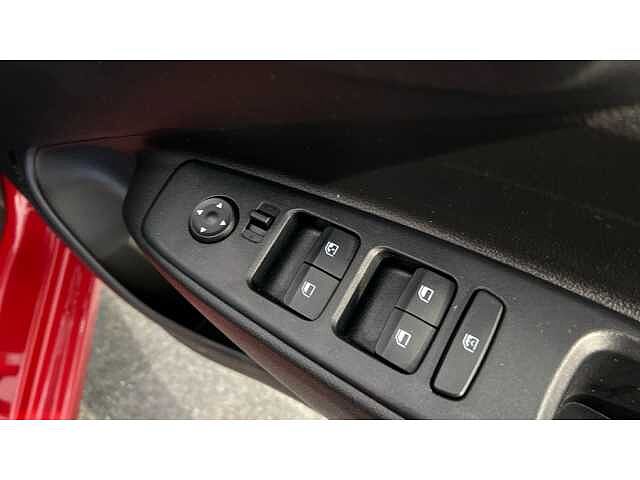 Hyundai I10 I10 1.0 MPi SE Connect 5dr Red