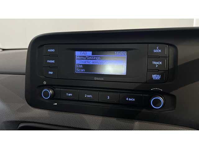 Hyundai I10 I10 1.0 MPi SE Connect 5dr Red