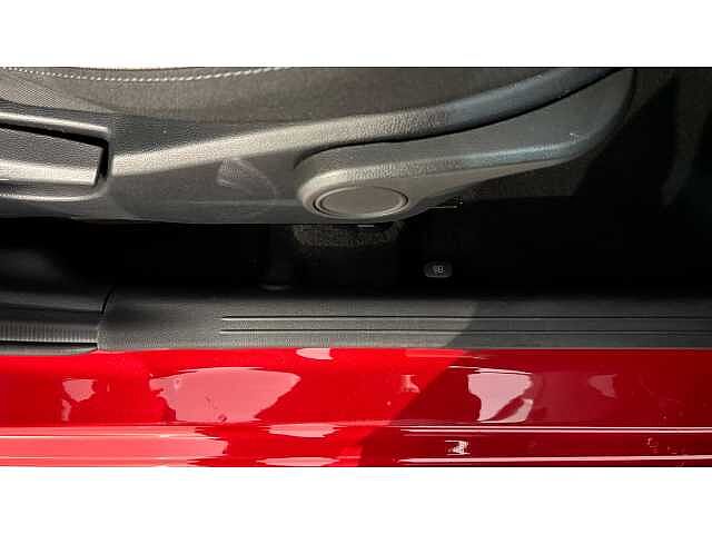 Hyundai I10 I10 1.0 MPi SE Connect 5dr Red