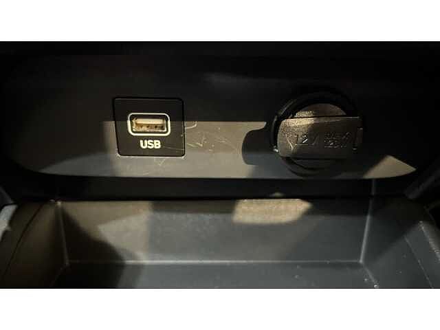 Hyundai I10 I10 1.0 MPi SE Connect 5dr Red