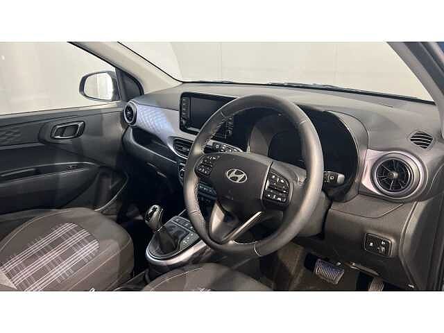 Hyundai i10 I10 1.2 [79] Premium 5dr Auto [Nav]