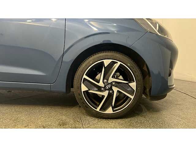 Hyundai i10 I10 1.2 [79] Premium 5dr Auto [Nav]