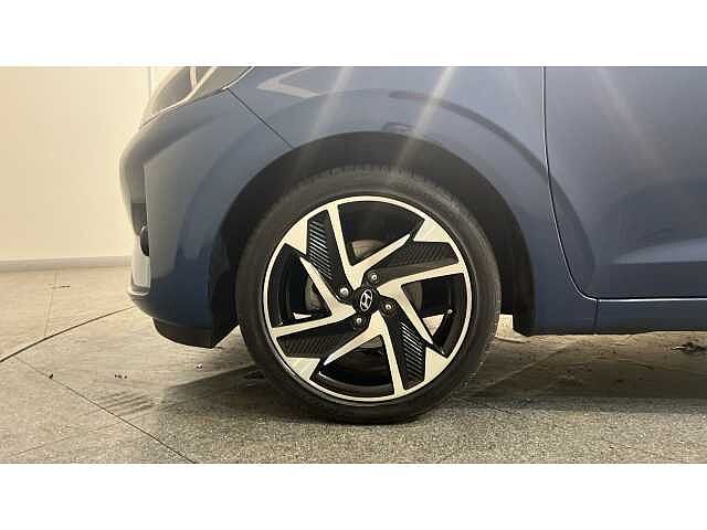 Hyundai i10 I10 1.2 [79] Premium 5dr Auto [Nav]