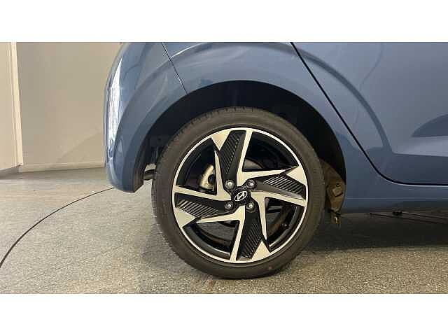 Hyundai i10 I10 1.2 [79] Premium 5dr Auto [Nav]