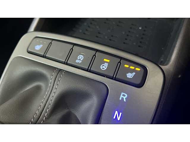 Hyundai i10 I10 1.2 [79] Premium 5dr Auto [Nav]