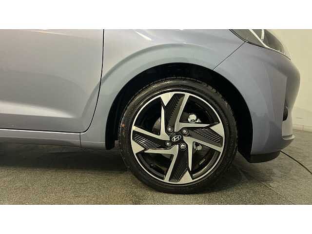 Hyundai i10 i10 5Dr HAT 1.2 MPi 79ps Premium NAV AU