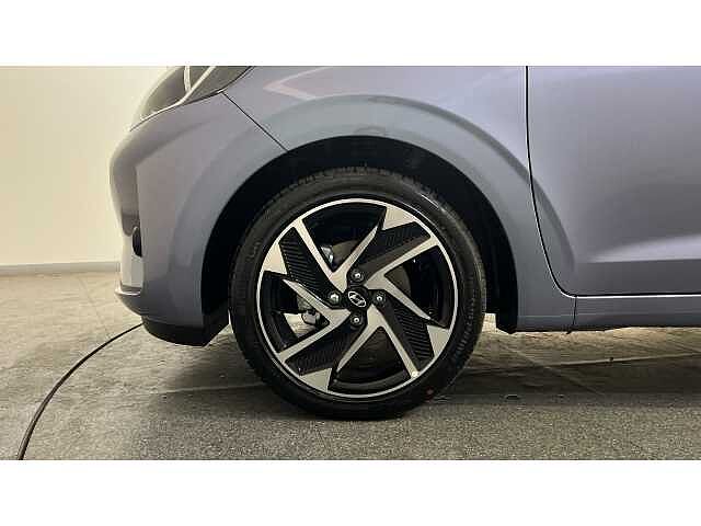 Hyundai i10 i10 5Dr HAT 1.2 MPi 79ps Premium NAV AU