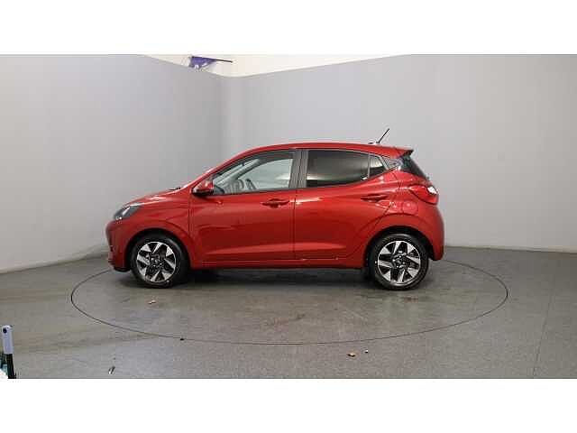 Hyundai I10 i10 5Dr HAT 1.0 MPi 63ps Advance NAV AU Dragon Red