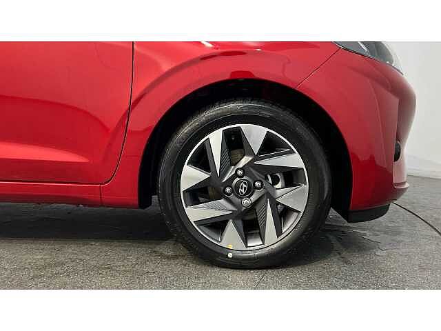 Hyundai I10 i10 5Dr HAT 1.0 MPi 63ps Advance NAV AU Dragon Red