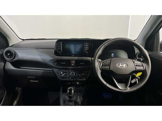 Hyundai I10 i10 5Dr HAT 1.0 MPi 63ps Advance NAV AU Phantom Black