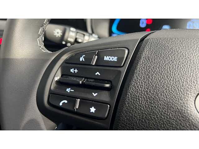 Hyundai I10 i10 5Dr HAT 1.0 MPi 63ps Advance NAV AU Phantom Black
