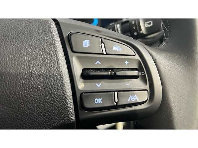 Hyundai I10 i10 5Dr HAT 1.0 MPi 63ps Advance NAV AU Phantom Black
