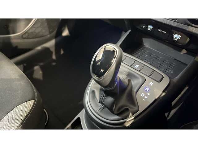Hyundai I10 i10 5Dr HAT 1.0 MPi 63ps Advance NAV AU Phantom Black
