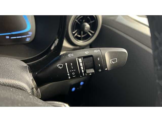 Hyundai I10 i10 5Dr HAT 1.0 MPi 63ps Advance NAV AU Vibrant Blue