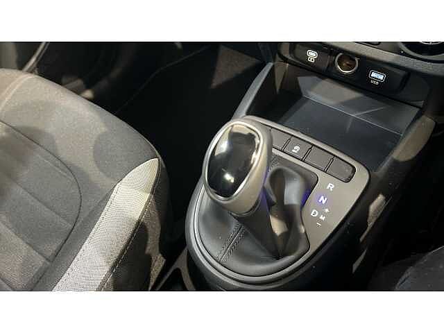 Hyundai I10 i10 5Dr HAT 1.0 MPi 63ps Advance NAV AU Vibrant Blue