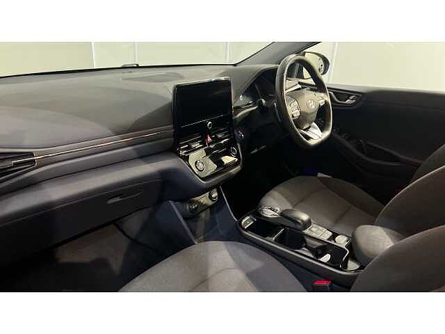 Hyundai Ioniq IONIQ 100kW Premium 38kWh 5dr Auto