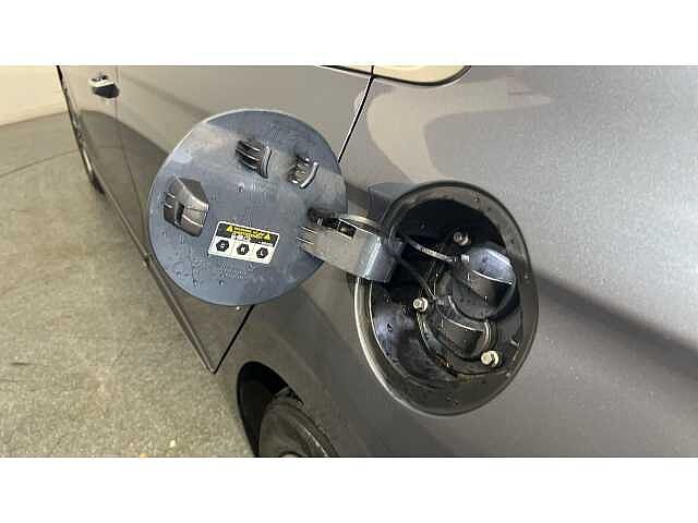 Hyundai Ioniq IONIQ 100kW Premium 38kWh 5dr Auto