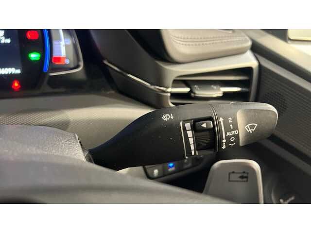 Hyundai Ioniq IONIQ 100kW Premium 38kWh 5dr Auto