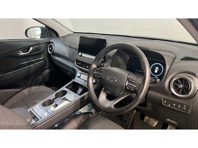 Hyundai Kona KONA 100kW SE Connect 39kWh 5dr Auto