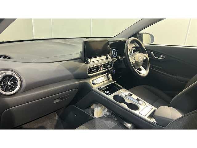 Hyundai Kona KONA 100kW SE Connect 39kWh 5dr Auto