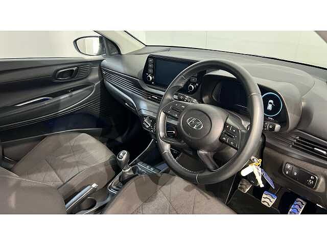 Hyundai BAYON BAYON 1.0 TGDi 48V MHEV SE Connect 5dr Brass