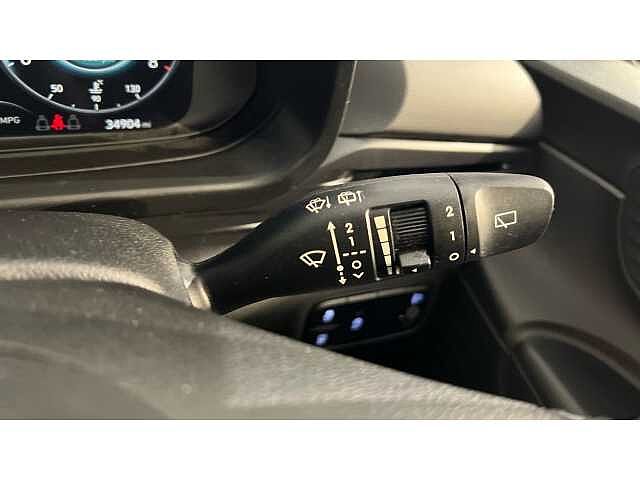 Hyundai BAYON BAYON 1.0 TGDi 48V MHEV SE Connect 5dr Brass
