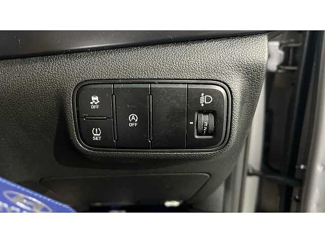 Hyundai BAYON BAYON 1.0 TGDi 48V MHEV SE Connect 5dr Brass