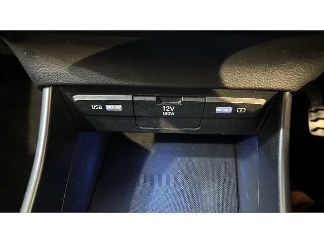 Hyundai BAYON BAYON 1.0 TGDi 48V MHEV SE Connect 5dr Brass