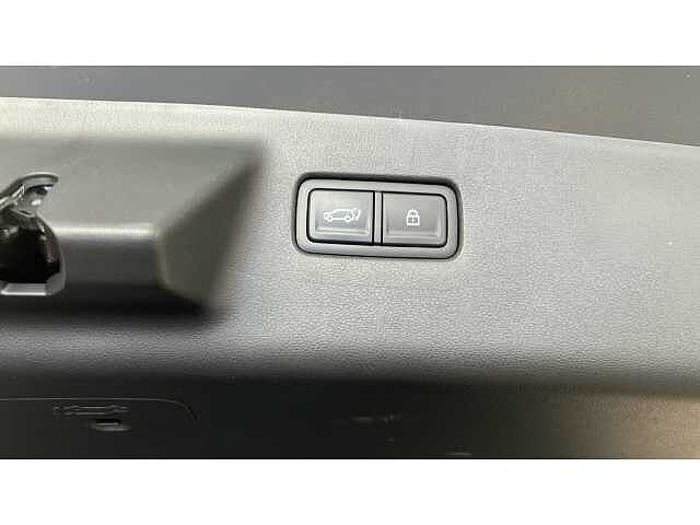 Hyundai Santa Fe SANTA FE 1.6 TGDi 239 Hybrid Premium 5dr Auto