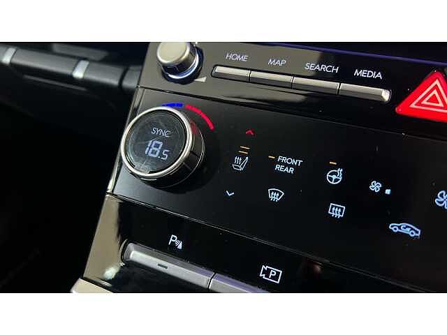 Hyundai Santa Fe SANTA FE 1.6 TGDi 239 Hybrid Premium 5dr Auto