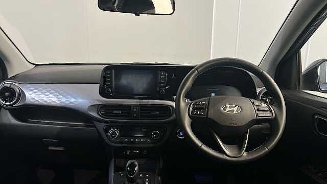 Hyundai i10 i10 5Dr HAT 1.2 MPi 79ps Premium NAV AU