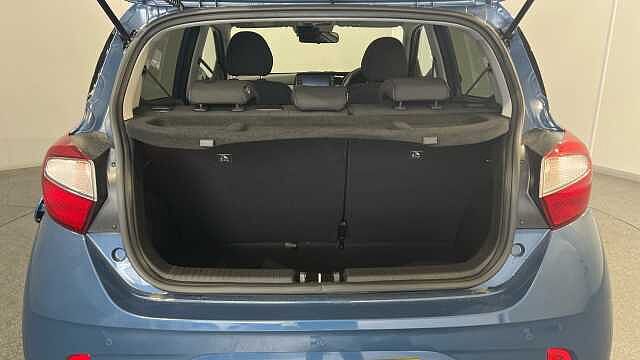 Hyundai i10 i10 5Dr HAT 1.2 MPi 79ps Premium NAV AU