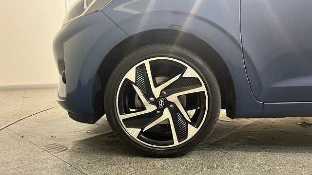 Hyundai i10 i10 5Dr HAT 1.2 MPi 79ps Premium NAV AU