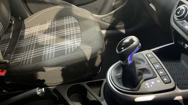 Hyundai i10 i10 5Dr HAT 1.2 MPi 79ps Premium NAV AU